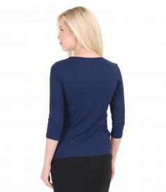 Jersey t-shirt with deep neckline