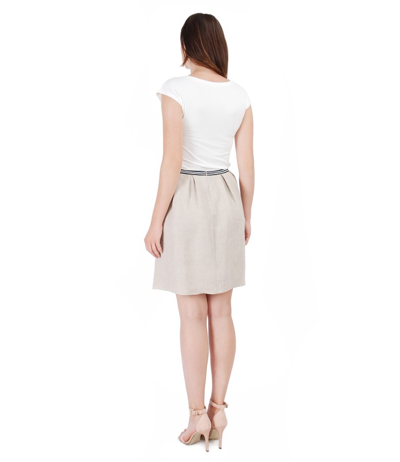 Casual outfit with flax skirt and uni jersey blouse