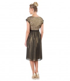 Evening dress with lace and pearls