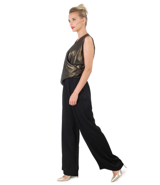 Elegant outfit with viscose pants and veil blouse with pearly effect