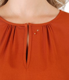 Elegant viscose blouse