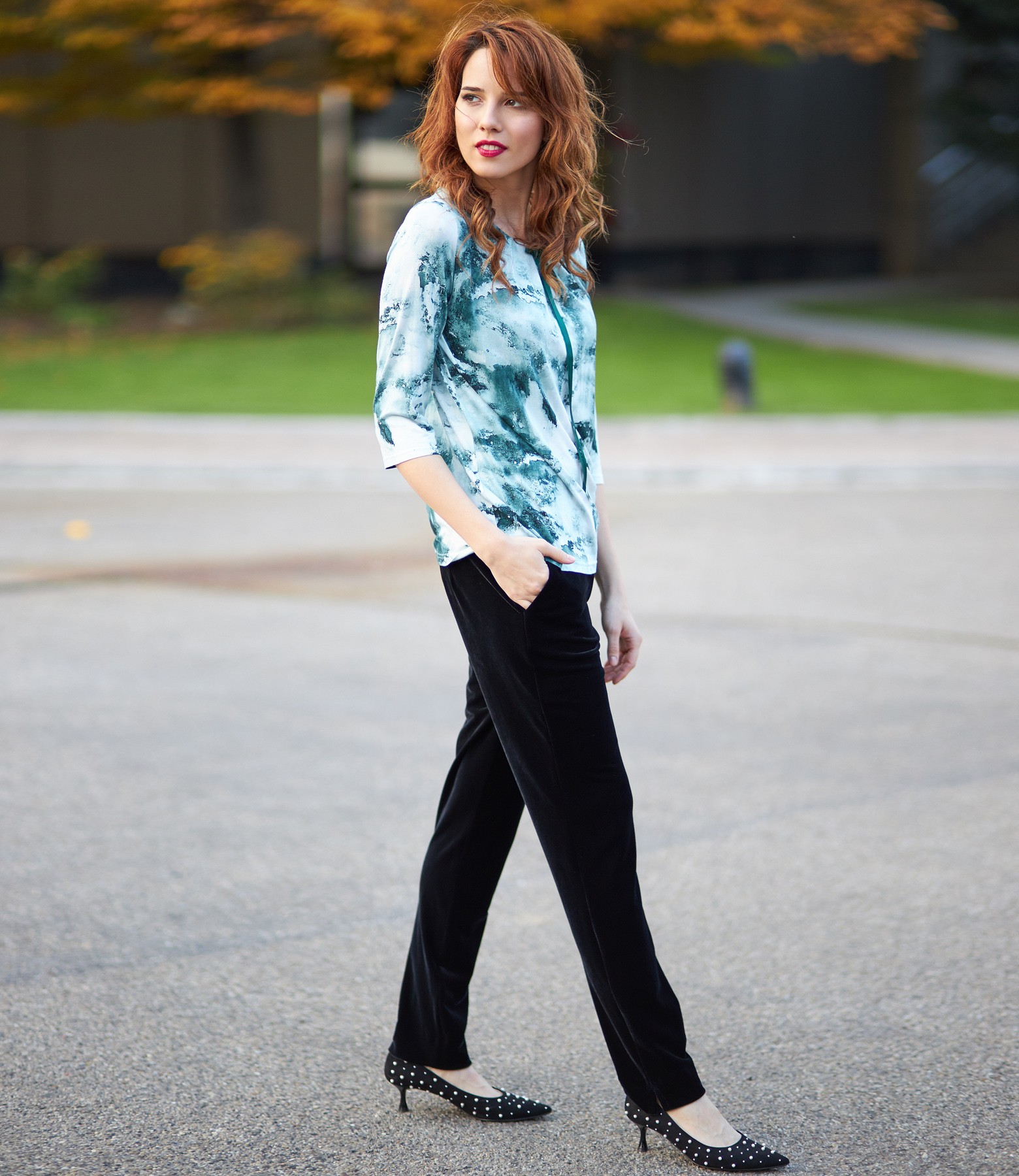 Black velvet pants and blouse with rips bow  YOKKO