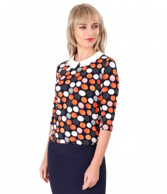 Blouse with round collar and inserts of crystals