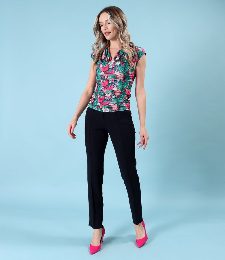 Ankle pants made of elastic fabric