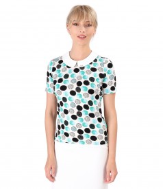 Blouse with round collar and inserts of crystals