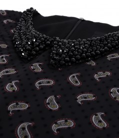 Veil dress with collar with beads