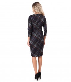 Midi dress with plaid and V low-cut neck