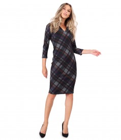 Midi dress with plaid and V low-cut neck