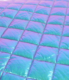 Elegant jacket made of waterproof quilted fabric