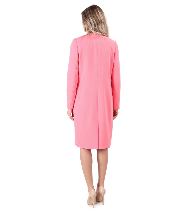 Elegant outfit with long jacket and elastic fabric skirt