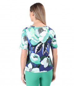 Blouse made of elastic viscose jersey