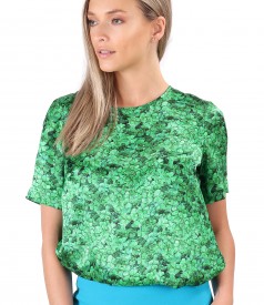 Natural silk blouse printed with floral motifs