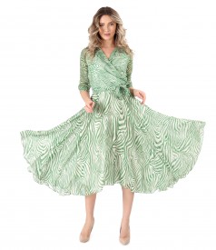 Elegant veil dress with bow at the waist