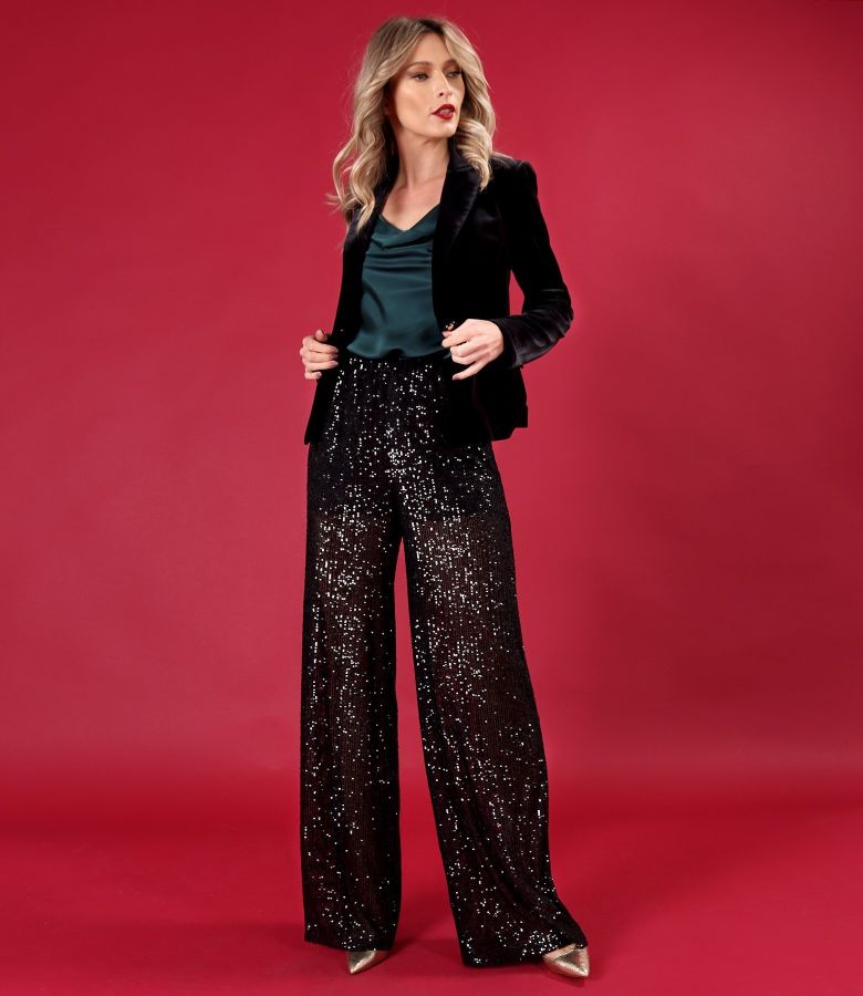 Evening pants made of sequins
