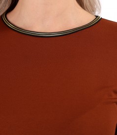 Elegant elastic jersey blouse with 3/4 sleeves