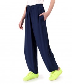 Pants made of creped viscose