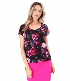 Elegant viscose blouse digitally printed with floral motifs