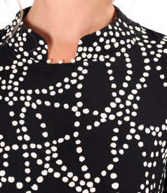 Viscose blouse printed with geometric motifs and pearls at the neckline