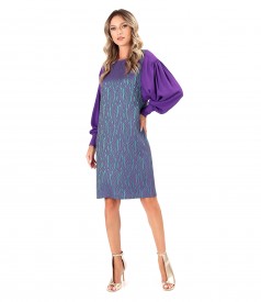 Dress made of elastic viscose fabric with puffed sleeves