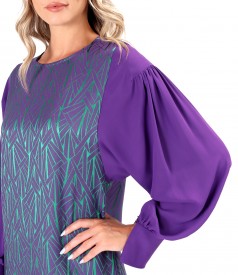 Dress made of elastic viscose fabric with puffed sleeves