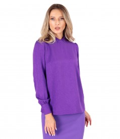 Elegant blouse with collar and long sleeves