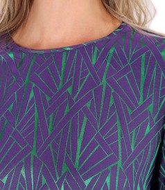 Blouse made of elastic fabric with viscose printed with geometric motifs