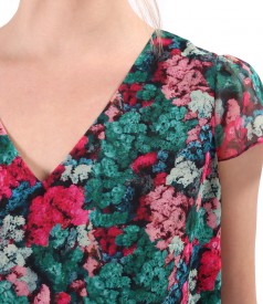 Veil blouse printed with floral motifs