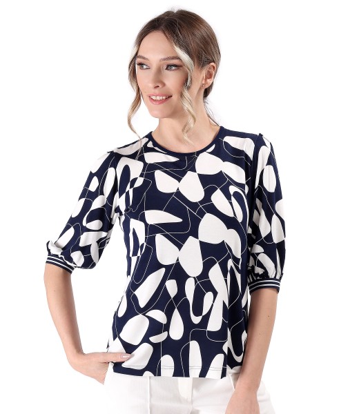 Elegant blouse made of elastic jersey printed with geometric motifs