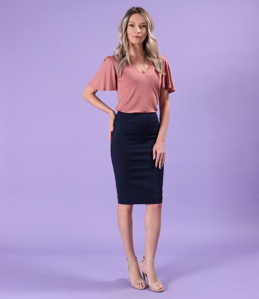 Elegant outfit with an elastic cotton tapered skirt with blouse with wide sleeves