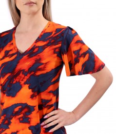 Elegant elastic jersey blouse with wide sleeves