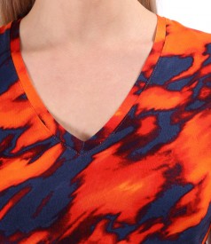 Elegant elastic jersey blouse with wide sleeves