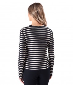 Blouse made of thick elastic jersey with wool and front zipper