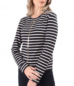 Blouse made of thick elastic jersey with wool and front zipper