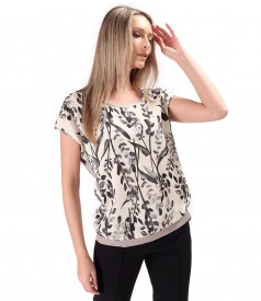 Blouse with a viscose front printed with floral motifs