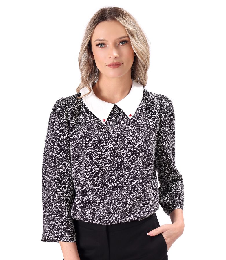 Elegant blouse made of printed viscose
