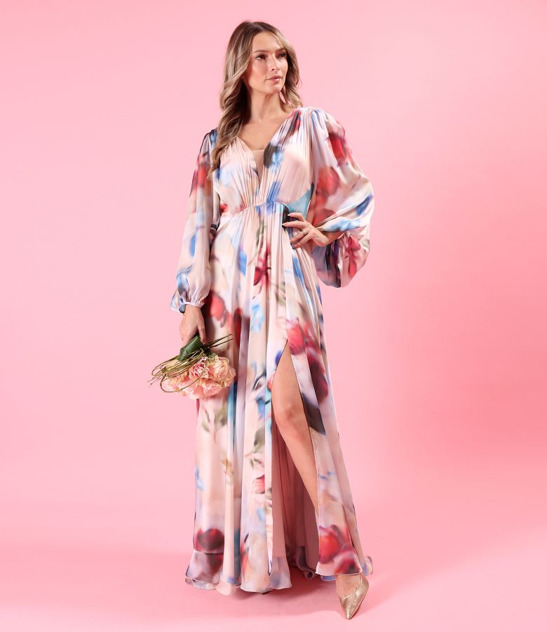 Long evening dress made of printed veil