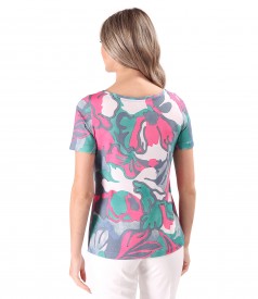 Blouse made of elastic viscose jersey printed with floral motifs