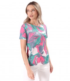 Blouse made of elastic viscose jersey printed with floral motifs