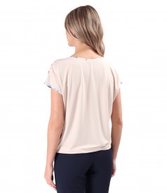 Casual blouse with a front made of printed viscose satin