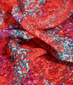 Skirt made of viscose printed with floral motifs