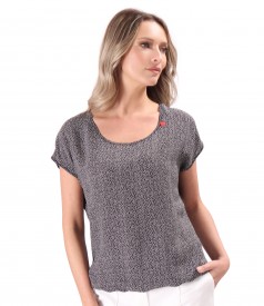 Elegant viscose blouse printed with polka dots
