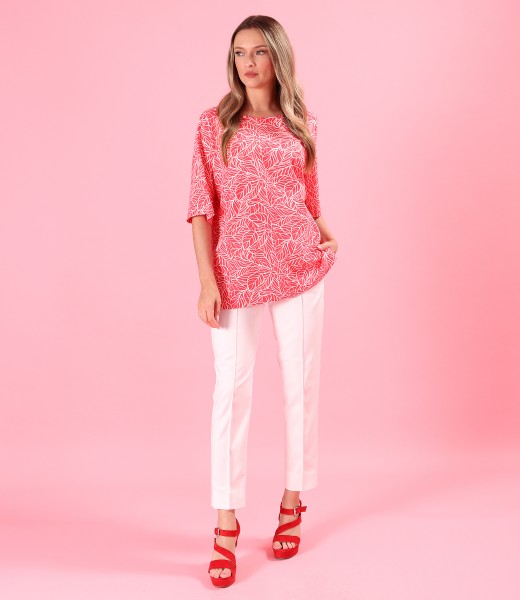 Oversized blouse with ankle pants