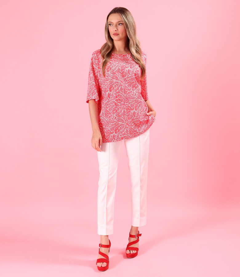 Oversized blouse with ankle pants