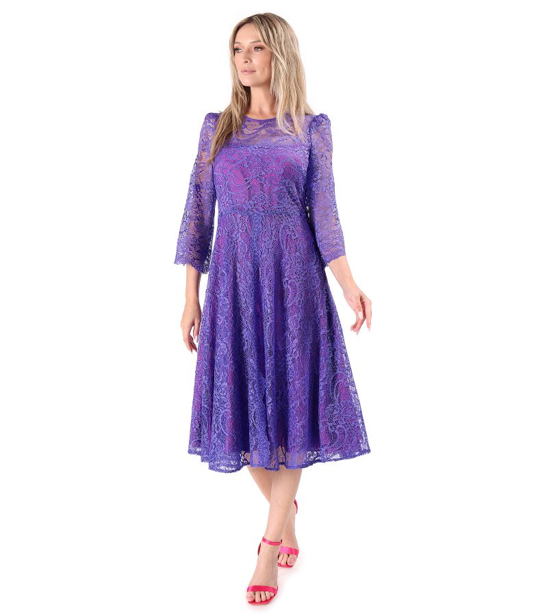 Elegant dress made of lace with floral motifs