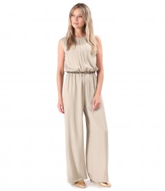 Elegant jumpsuit with decorative chain at the waist