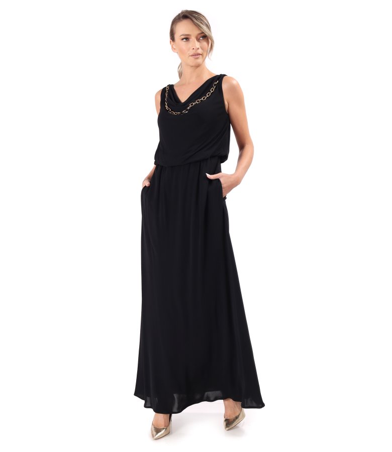 Elegant long viscose dress with chain at the neckline