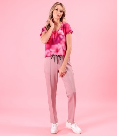 Casual blouse with front made of veil printed with floral motifs