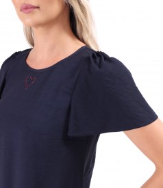 Elegant dress with short wide sleeves