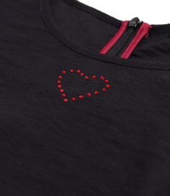 Elegant dress with short wide sleeves