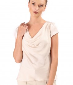 Elegant viscose satin blouse